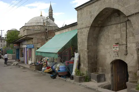 Murat Paşa Hamamı, Yakutiye/Erzurum — hamam genel görünümü