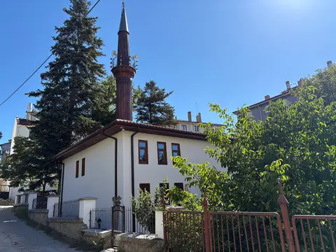 Gerede, Yukarı Tekke Camii, güney-batıdan görünüm